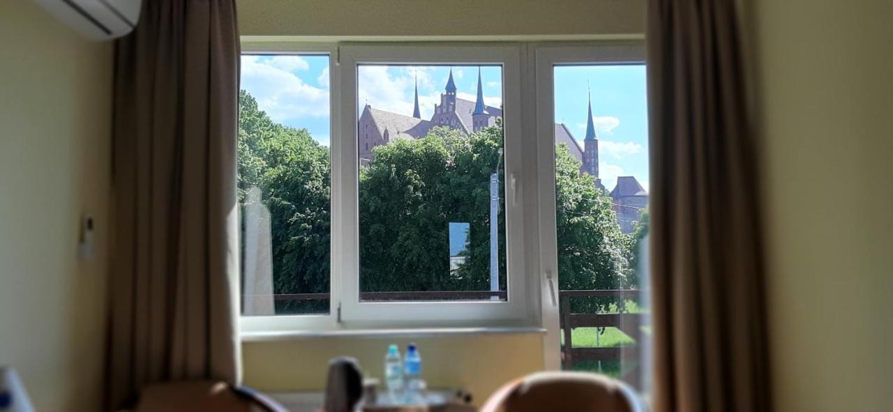 Hotel Kopernik Фромборк Екстериор снимка