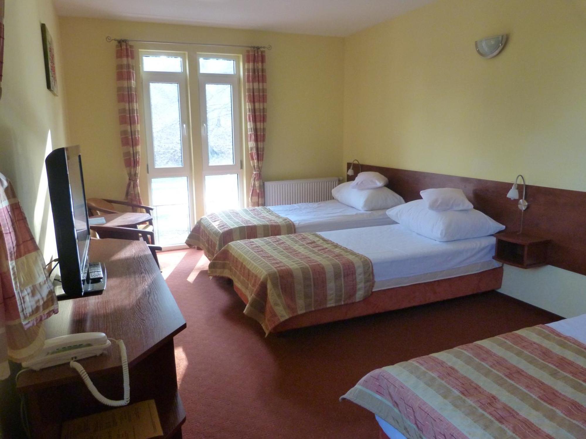 Hotel Kopernik Фромборк Екстериор снимка