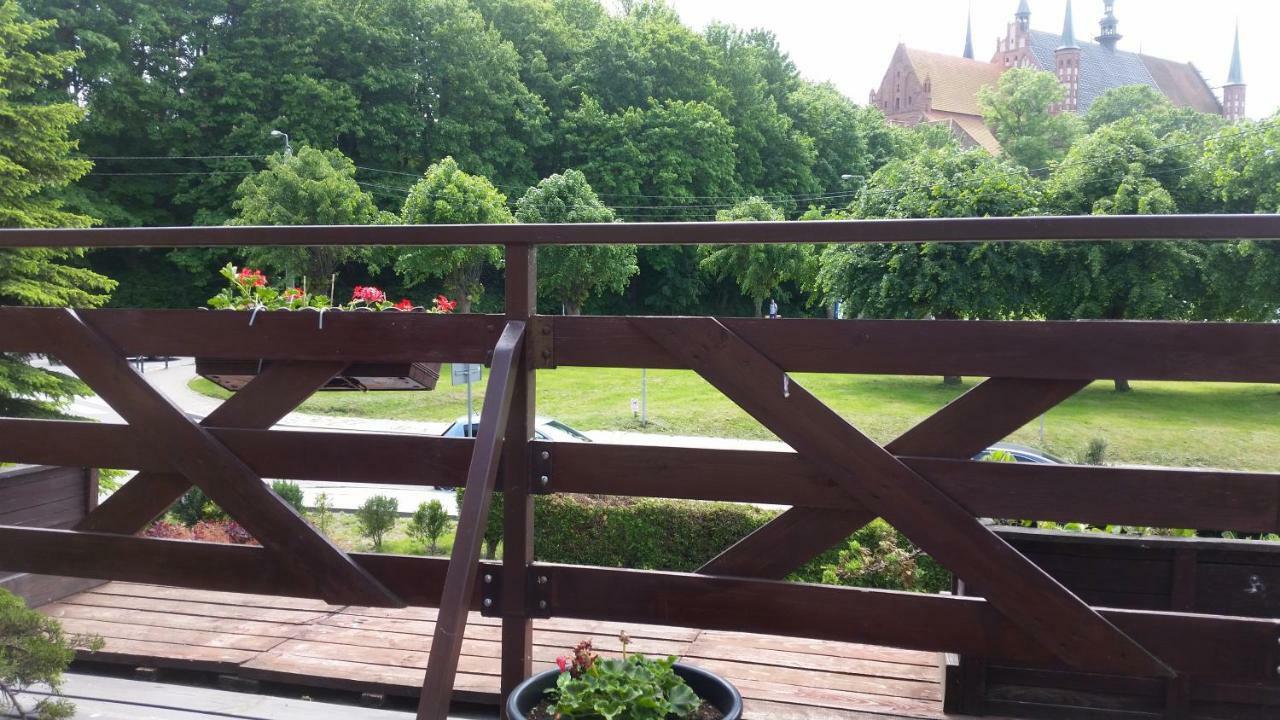 Hotel Kopernik Фромборк Екстериор снимка
